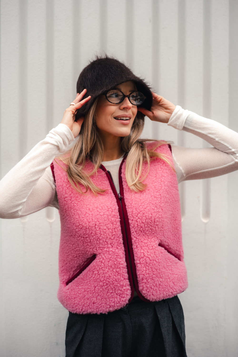 KAMIZELKA POS VS. BUBBLE GUM