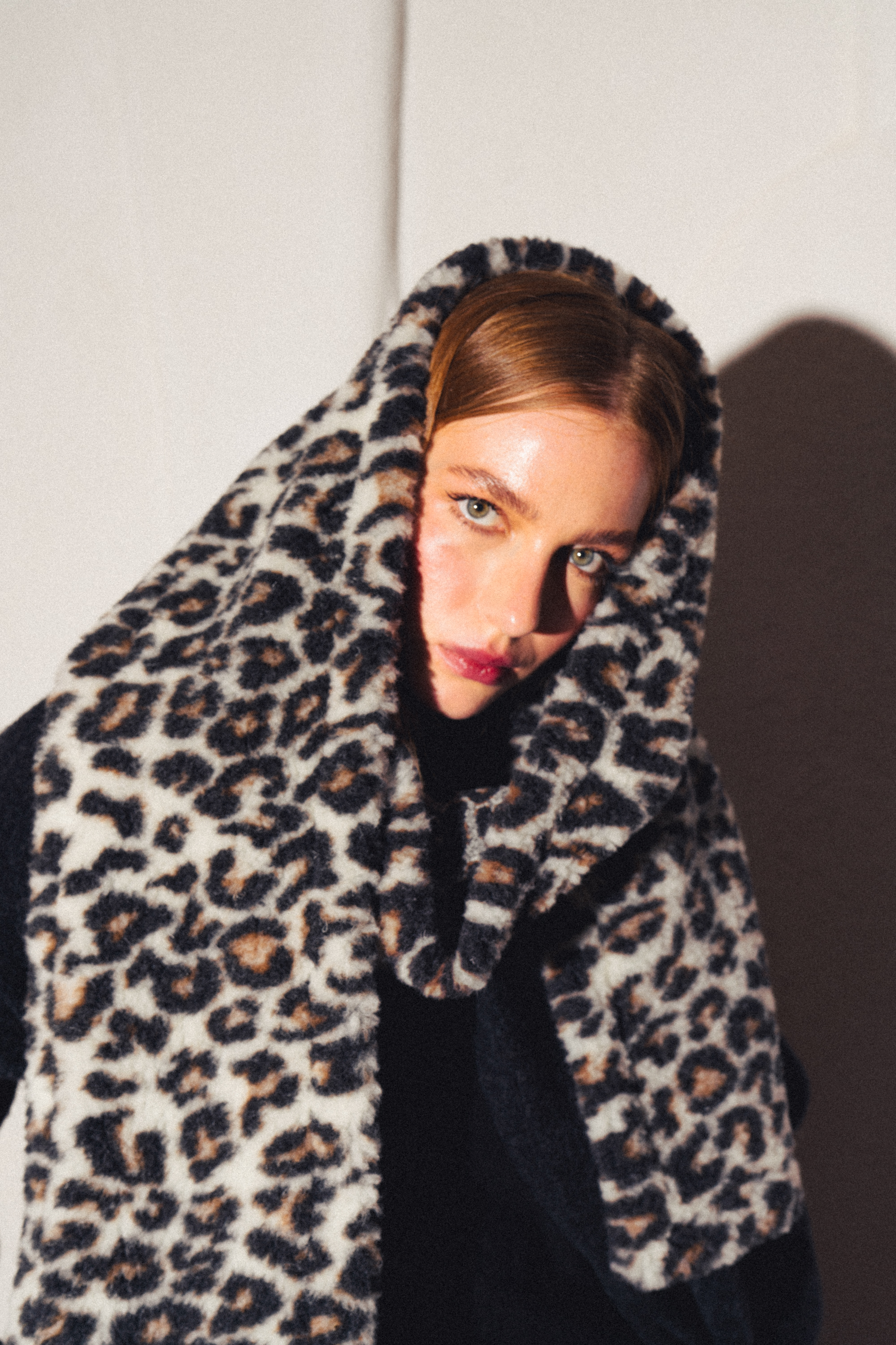 SZAL FAB II PATTERN LEOPARD BIAŁY