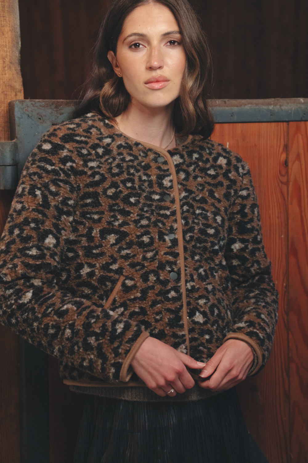 BLUZA TYBS PATTERN LAMPART KARMEL