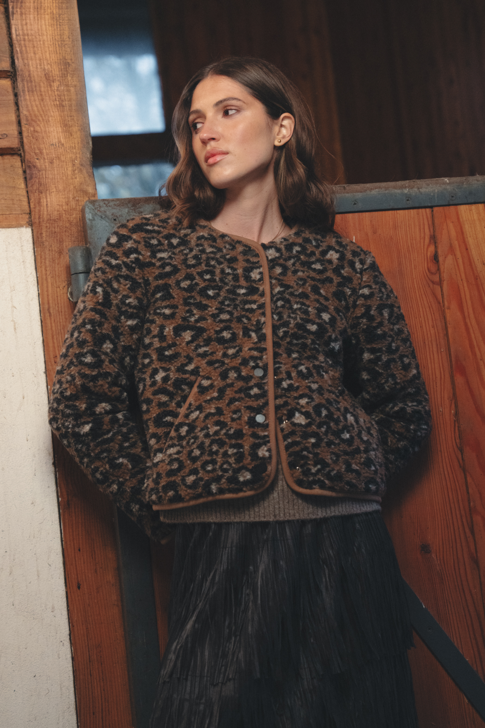 BLUZA TYBS PATTERN LAMPART KARMEL