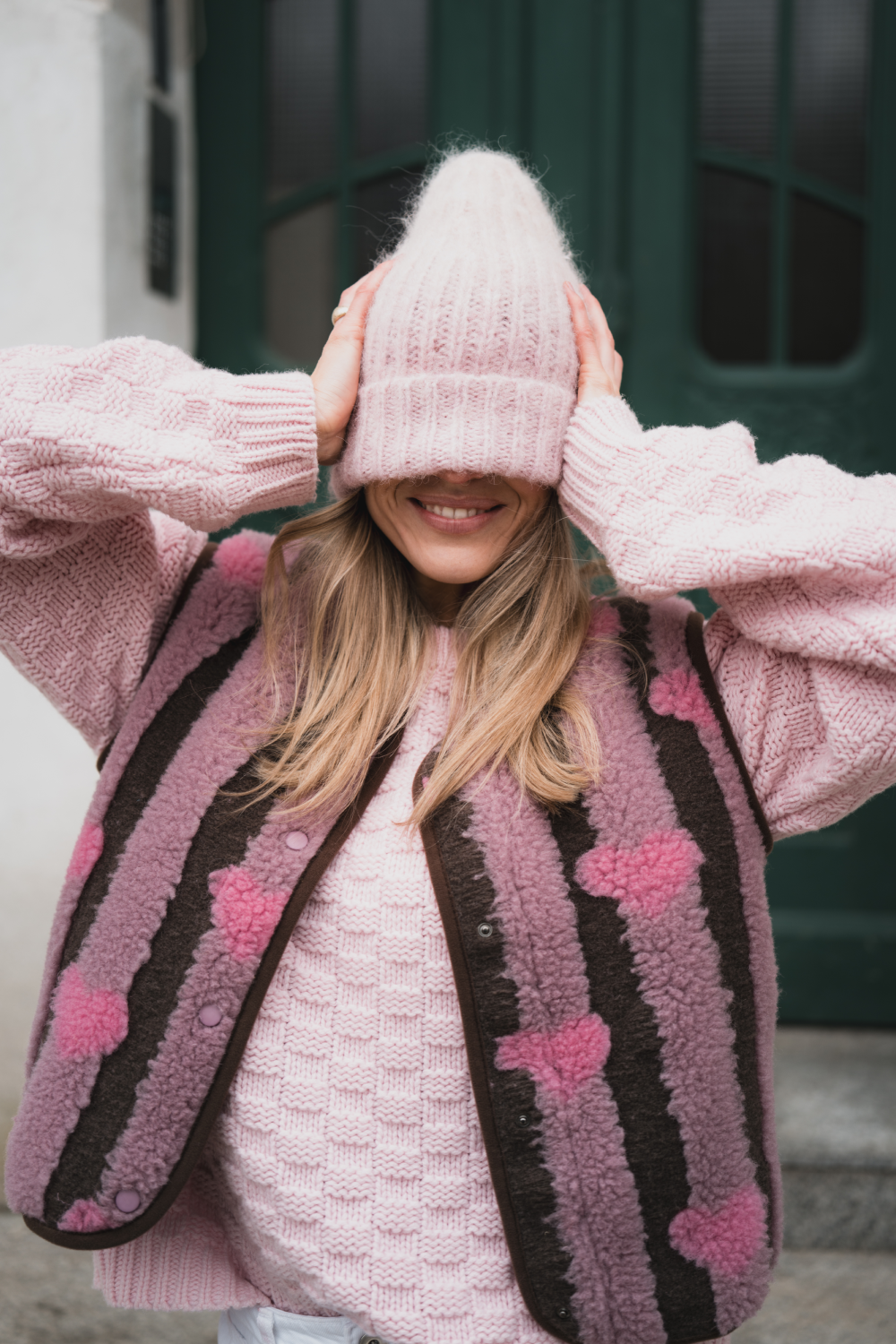 KAMIZELKA TYB L00P STRIPEY HEARTS