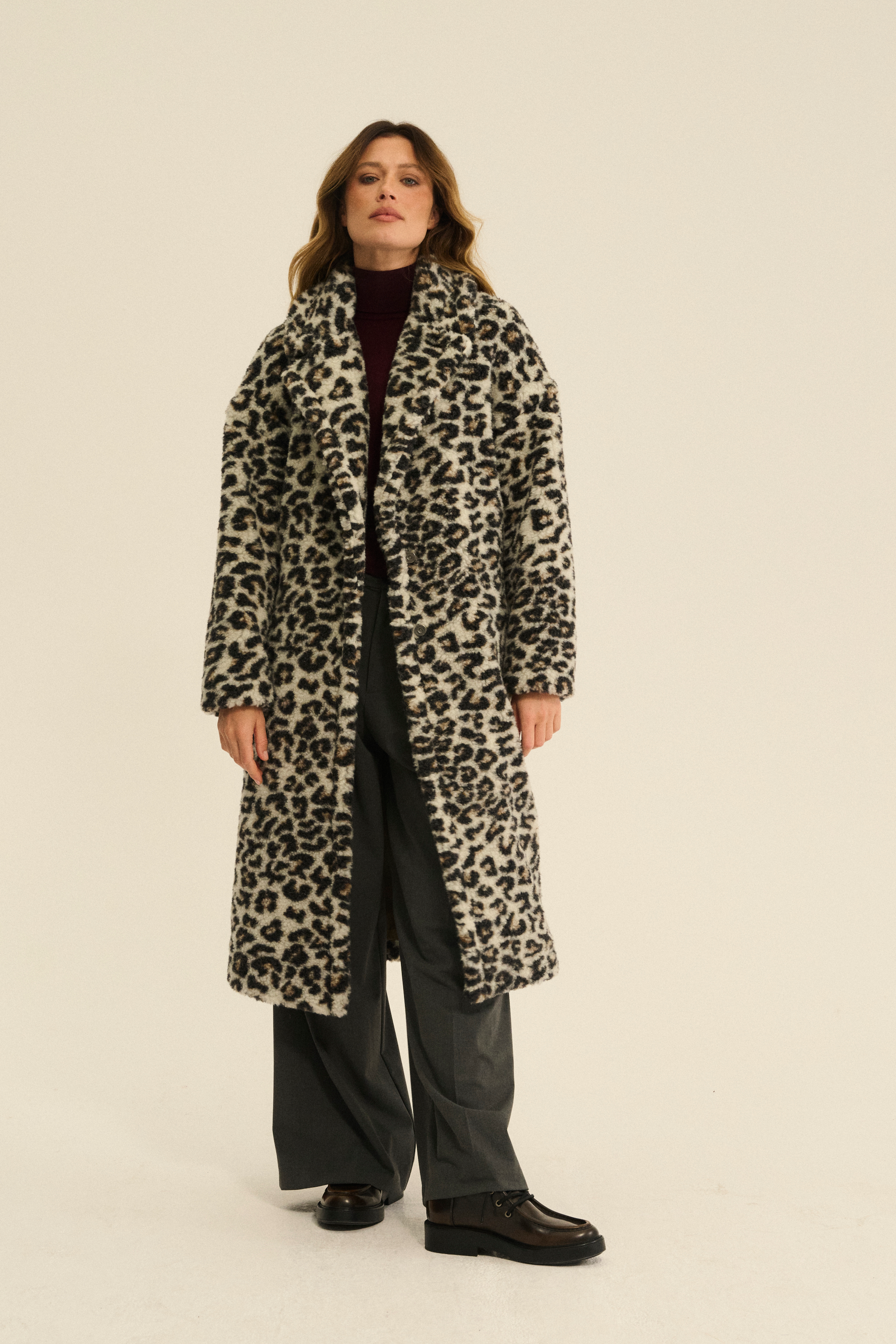PŁASZCZ TEDDY MAX PATTERN LEOPARD BIAŁY ULTRA LIGHT