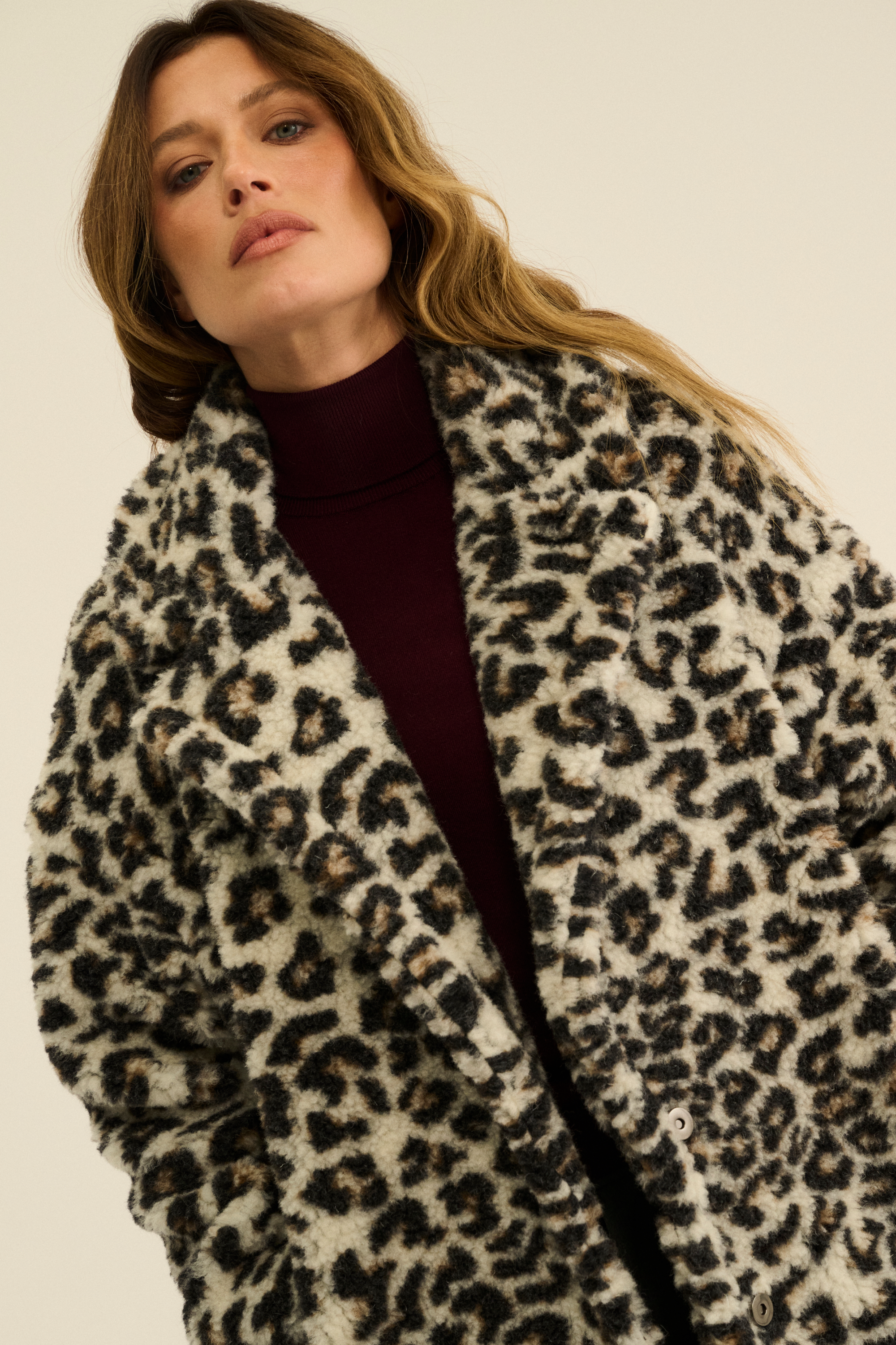 PŁASZCZ TEDDY MAX PATTERN LEOPARD BIAŁY ULTRA LIGHT