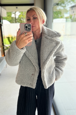 KURTKA TEDDY SHORT SILVER