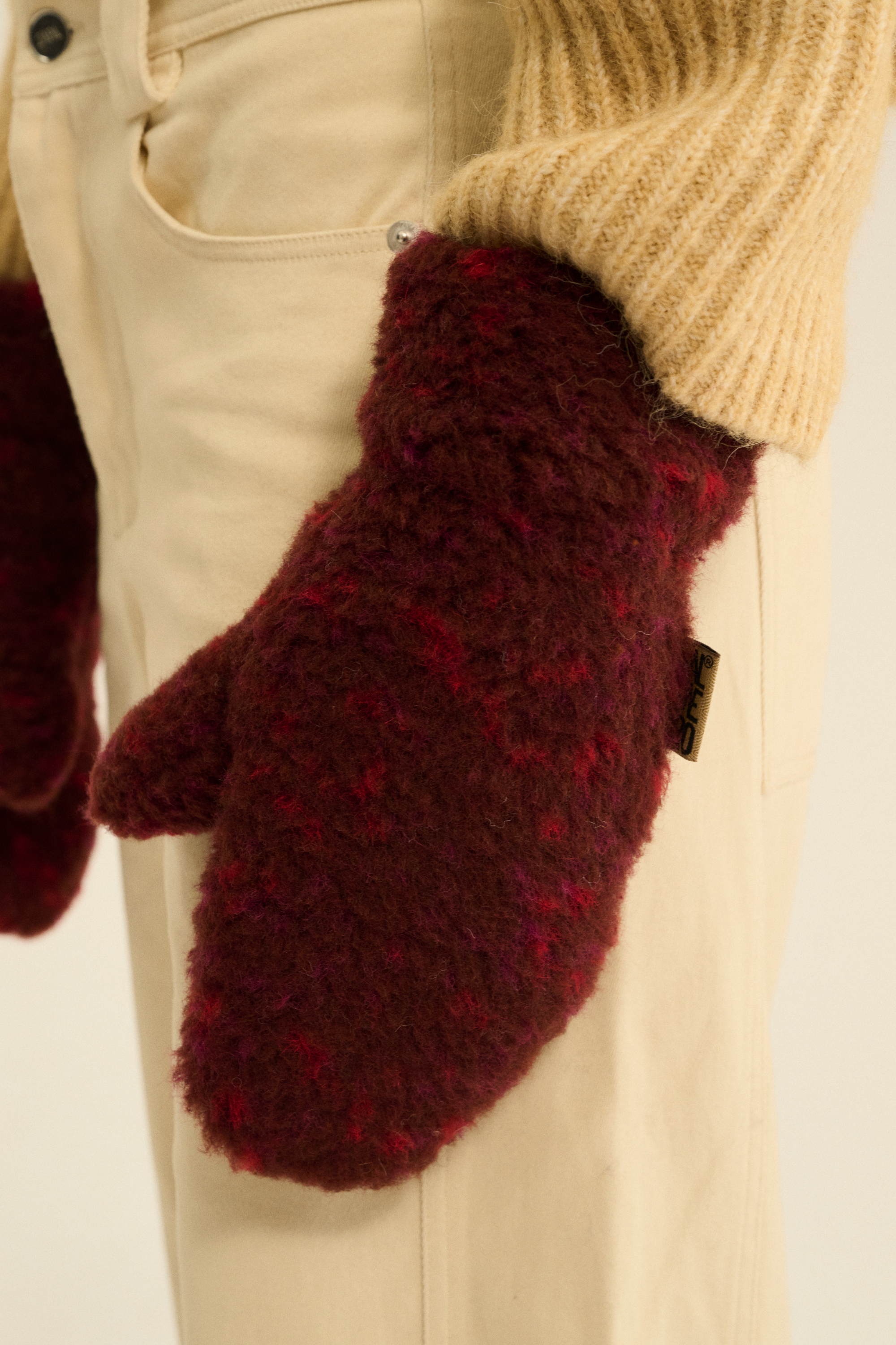 RĘKAWICZKI GULLY ULTRA LIGHT PATTERN KROPKI MULTI CZERWONE