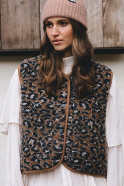 KAMIZELKA TYB PATTERN LAMPART KARMEL