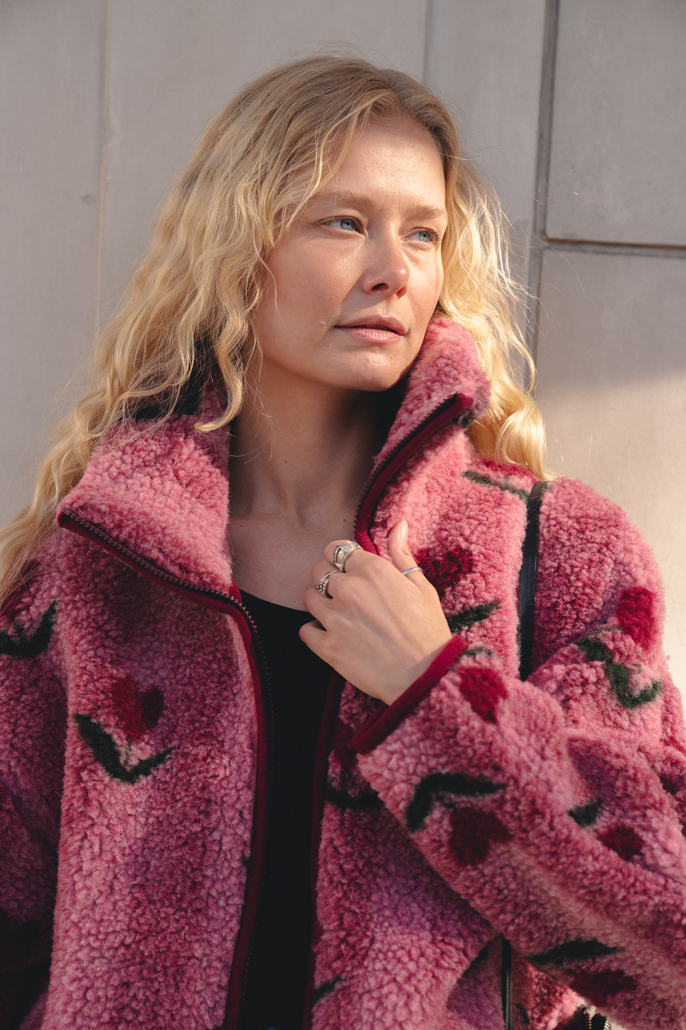 KURTKA POLAR MERINO BELINS PATTERN CHERRY