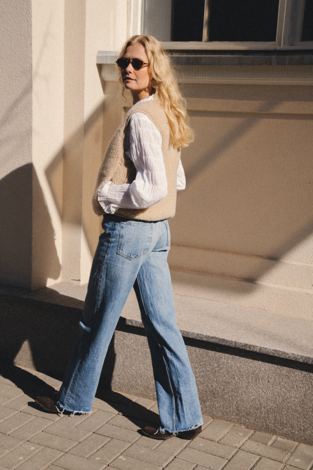 KAMIZELKA MERIN JASNY BEŻ ULTRA LIGHT