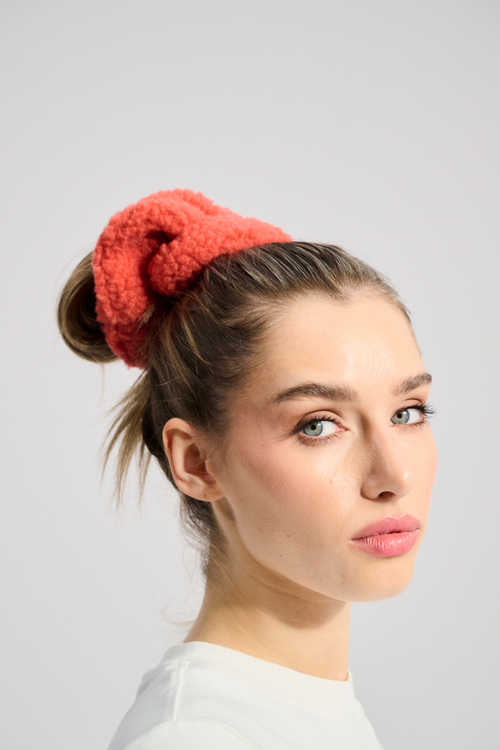 GUMKA WEŁNIANA DO WŁOSÓW FLORA KORAL