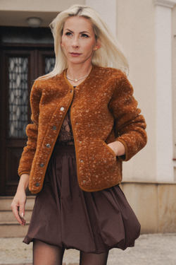 BLUZA TYBS PATTERN KROPKI MULTI KARMEL