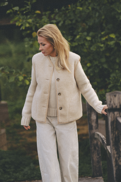 KAMIZELKA MERINO LILA LUX ALABASTER