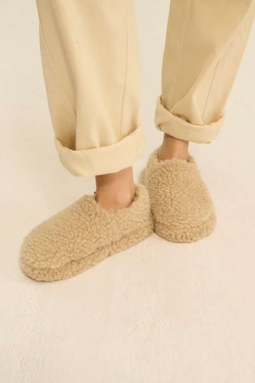 PANTOFLE WEŁNIANE DO KOSTKI SIBERS BEŻ