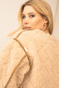 KURTKA MERINO KISO JASNY BEŻ /KRATA LILA ŁOSOŚ